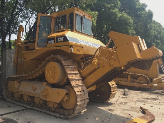 Caterpillar D8r
