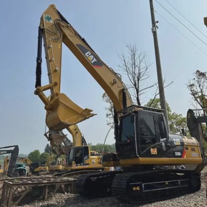 Caterpillar CAT 320D2