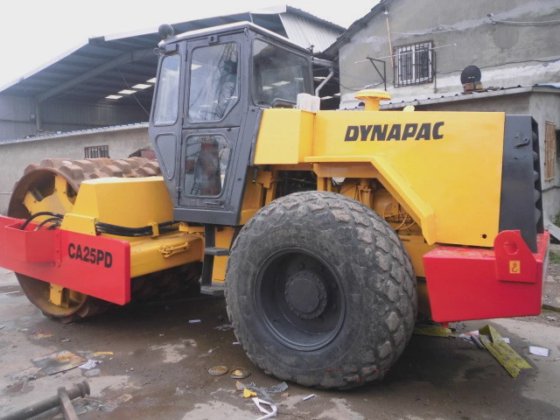 Rolo compactador Dynapac 14ton Ca25D