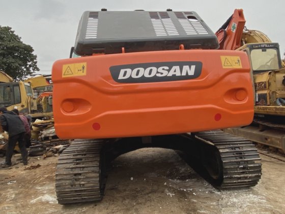 2022 Doosan DX225LC