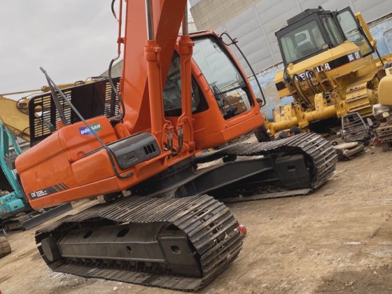 2022 Doosan DX225LC