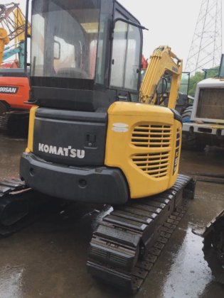 KOMATSU pc55mr
