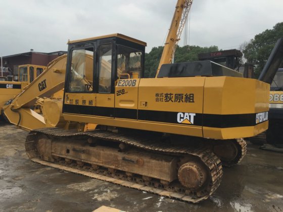 CAT E200-B