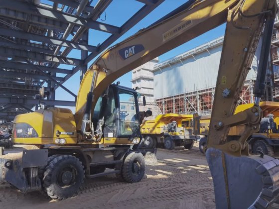 2016 CAT 卡特彼勒 325dl