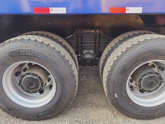 シャーマン SHACMAN 8X4