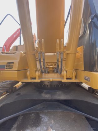 Caterpillar 社 Cat 325bl