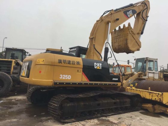 Caterpillar 325D