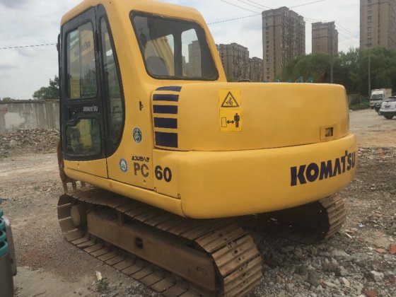 Komatsu PC60-7