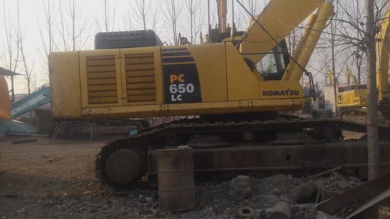 小松 PC650LC-8