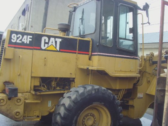 CAT 卡特彼勒 924f 轮式装载机