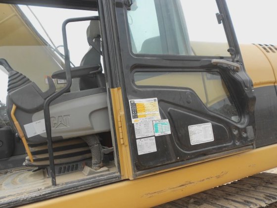 Caterpillar 社 Cat 320d