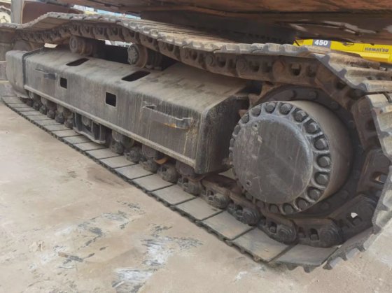 Caterpillar 社 CAT 330BL