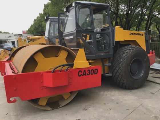 Dynapac CA30D