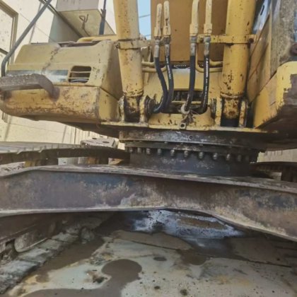 Caterpillar 社 Cat320bl