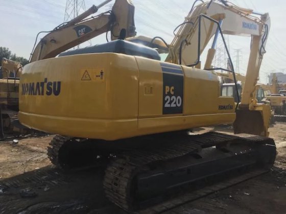 小松 PC220-7