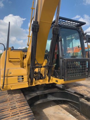 2016 Caterpillar 330c