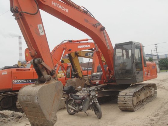 2014 Hitachi ZX200-2