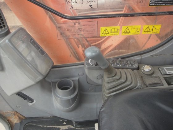 2014 Hitachi ZX200-2