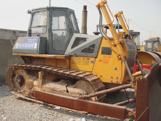 小松 BULLDOZER 65E-12