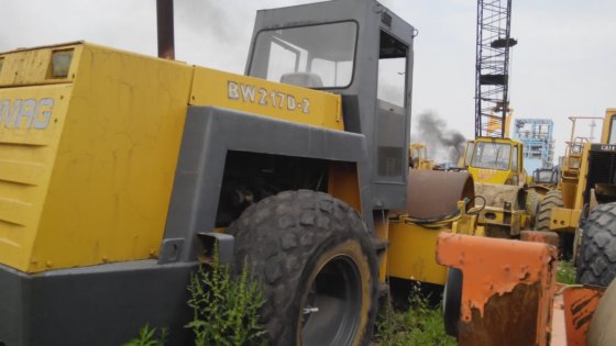 ボマグ BW217D-2 Road Roller