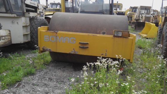 ボマグ BW217D-2 Road Roller