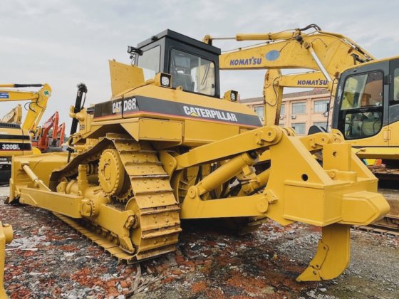 Caterpillar D8r