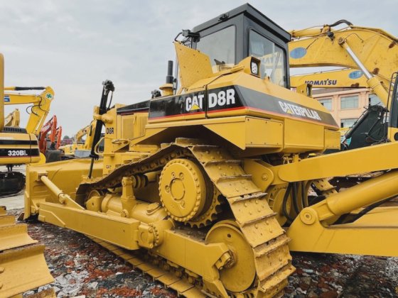 Caterpillar D8r