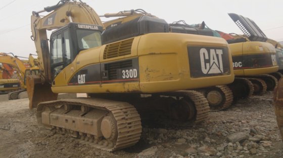 Caterpillar 社 CAT330D