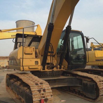 2016 Caterpillar 330c