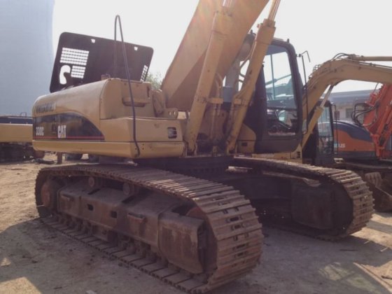Caterpillar 社 330c