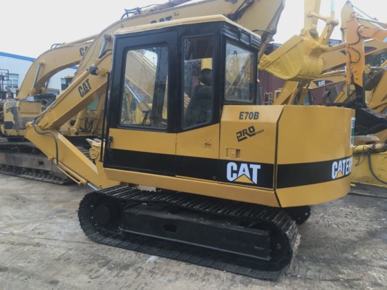 Caterpillar Crawler Excavator Cat E70B