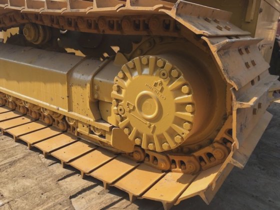 Caterpillar 社 CAT D5K