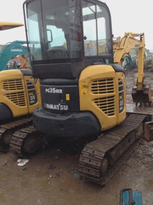Komatsu PC35mr