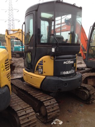 Komatsu PC35mr