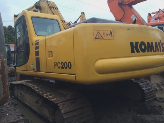 komatsu PC200-6