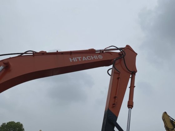 日立 hitachi EX200-3