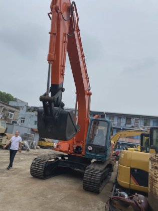 日立 hitachi EX200-3