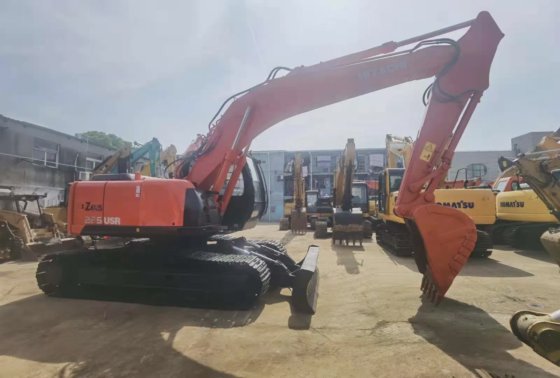 Hitachi ZX225USR
