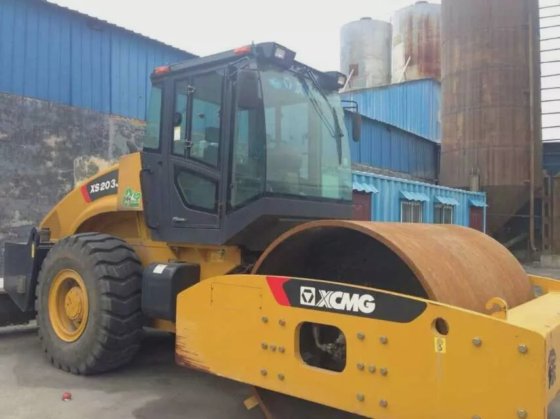 unshown XS203J Road roller Sheep