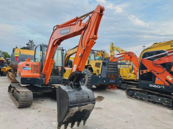 Doosan DX60