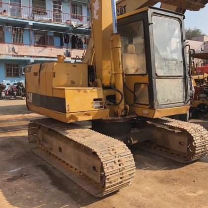 Cat E70b 迷你挖掘机