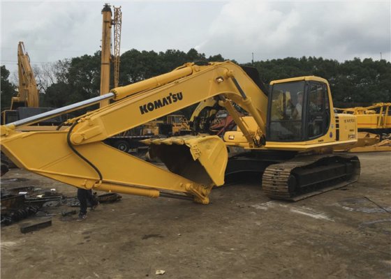 Komatsu PC220-6