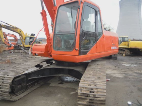 2016 Daewoo DH220LC-V