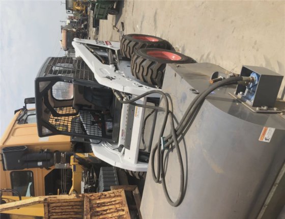 山猫滑移装载机 S160，工作状态良好，价格合理。二手 S18