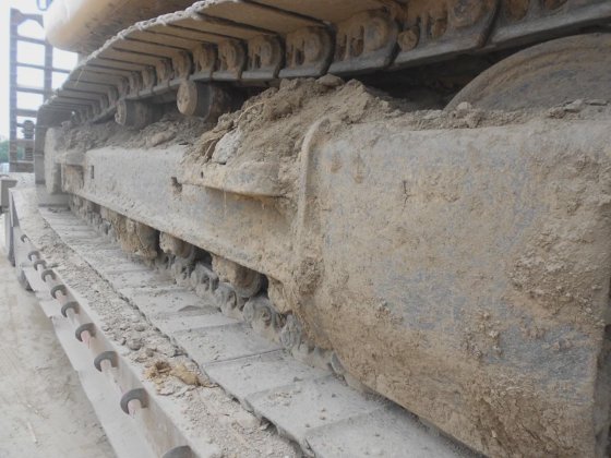 Caterpillar 社 320D