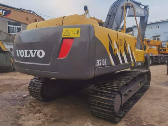 VOLVO EC210BLC