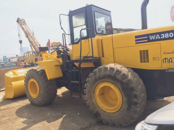 Komatsu wa380