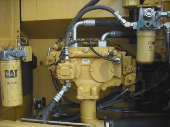 Escavadeira de esteira 320d