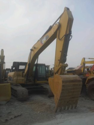2017 Crawler Excavator 325DL