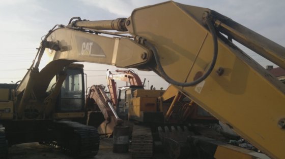 卡特彼勒 330d 履带式挖掘机 Cat 30ton